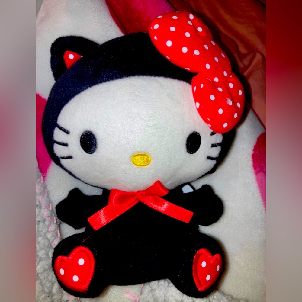 Hello Kitty small plush